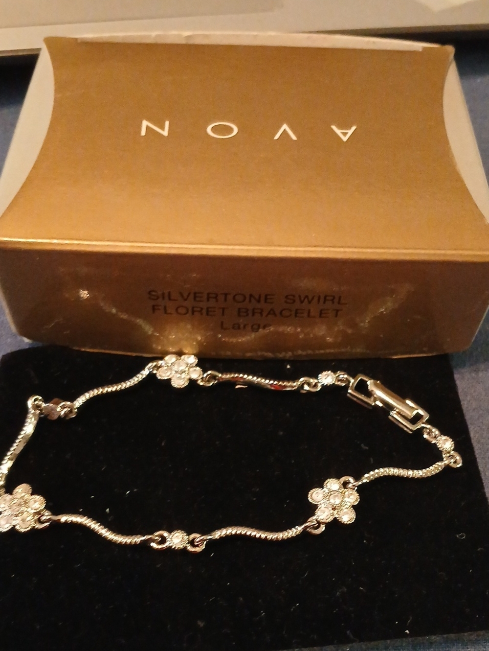 Avon Silvertone Floral Link Bracelet with Clear Stones6/26 Home